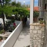Apartment Maria Supetar